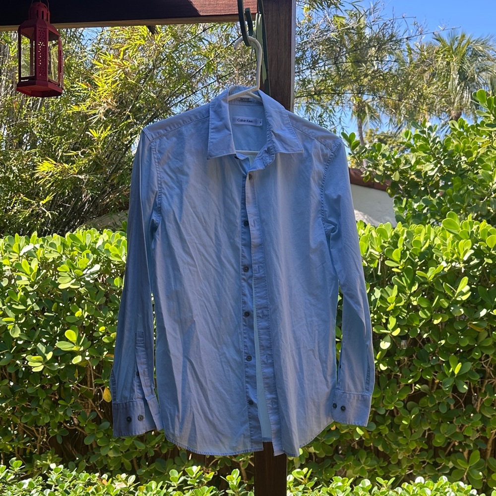 Banana Republic Sky Blue Casual Button Down Shirt